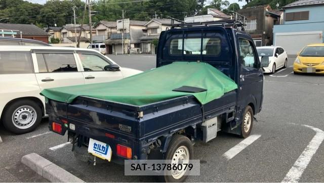 Suzuki CARRY TRUCK 2017-08 8281302-12