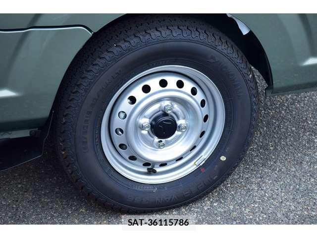 Suzuki CARRY TRUCK 2026-08 8284435-11