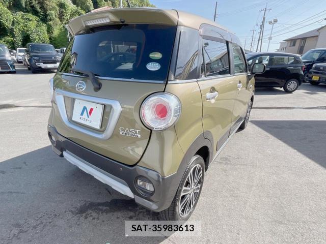 Daihatsu CAST 2018-03 8277815-16