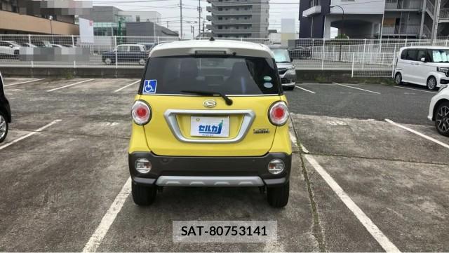 Daihatsu CAST 2018-02 8281354-1