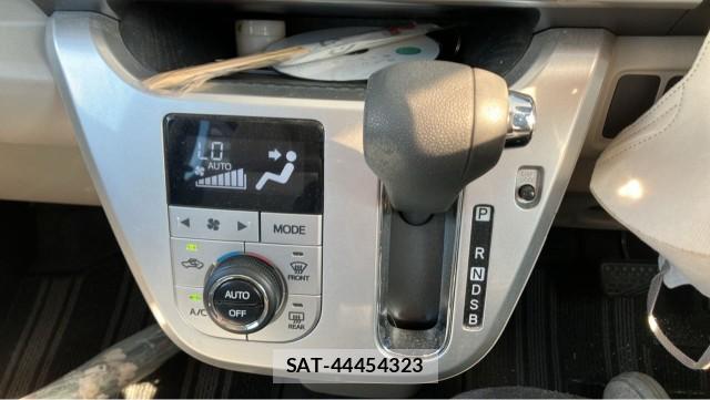 Daihatsu CAST 2018-03 8282344-14