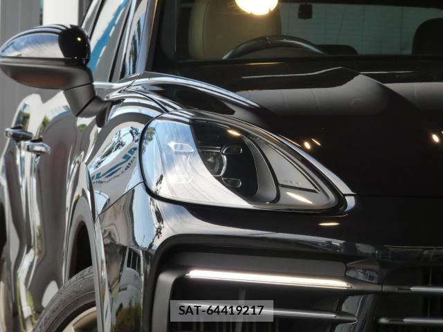 Porsche CAYENNE 2018-08 8279144-2