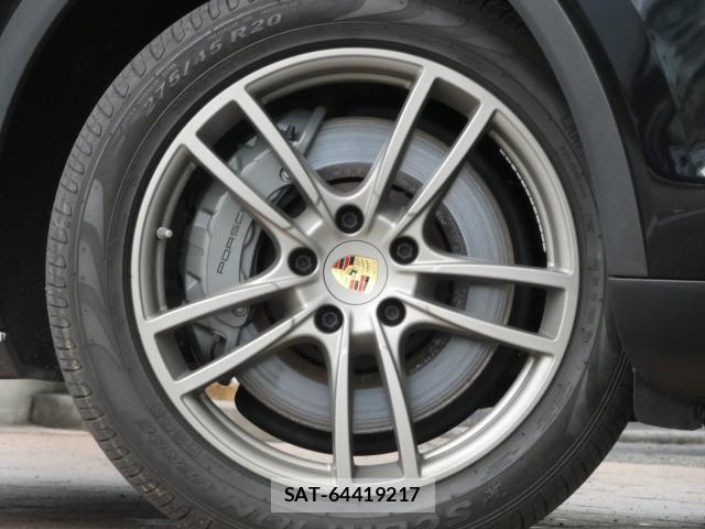 Porsche CAYENNE 2018-08 8279144-5