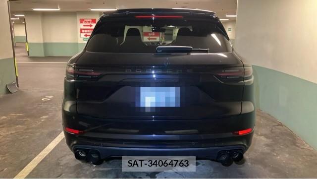 Porsche CAYENNE 2018-07 8280447-1