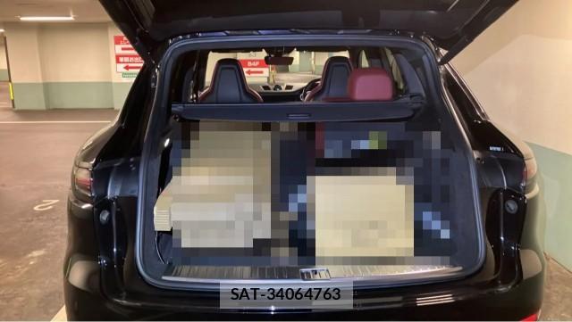 Porsche CAYENNE 2018-07 8280447-17