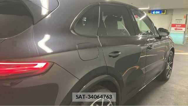 Porsche CAYENNE 2018-07 8280447-3