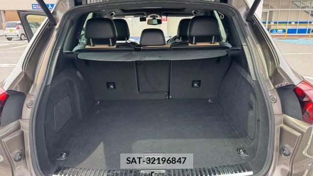 Porsche CAYENNE 2015-12 8282385-15