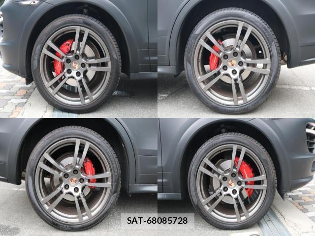 Porsche CAYENNE 2013-08 8282874-8