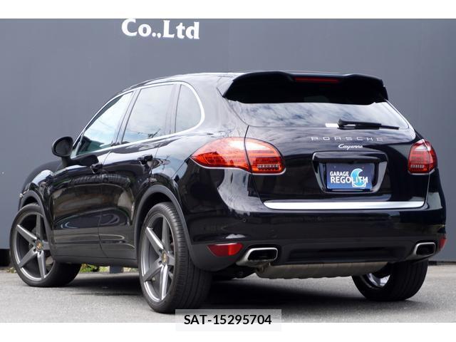 Porsche CAYENNE 2010-12 8285645-10