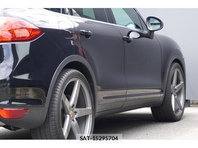 Porsche CAYENNE 2010-12 8285645-9