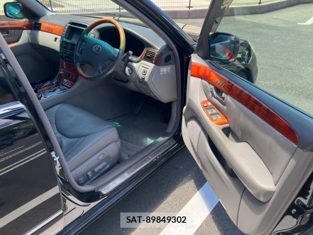 Toyota CELSIOR 2001-09 8279692-12