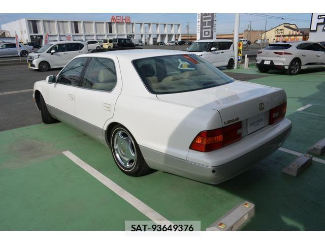 Toyota CELSIOR 2000-02 8283236-10