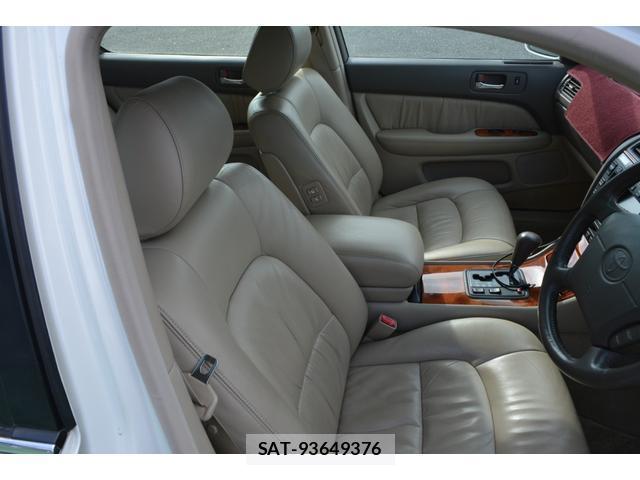 Toyota CELSIOR 2000-02 8283236-3
