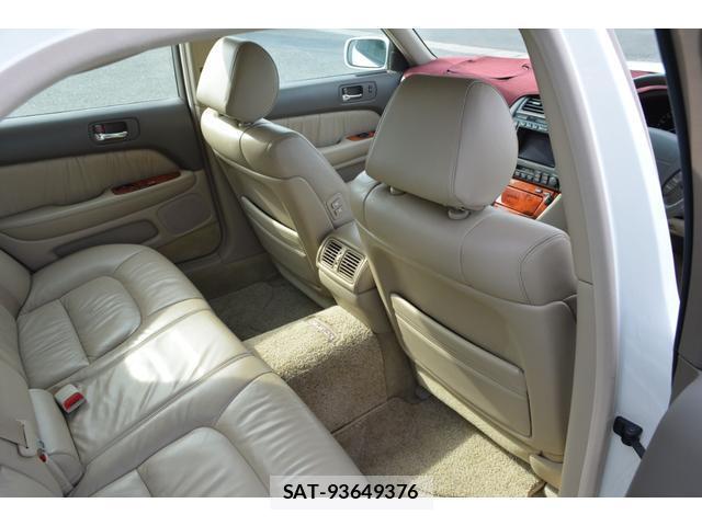 Toyota CELSIOR 2000-02 8283236-5