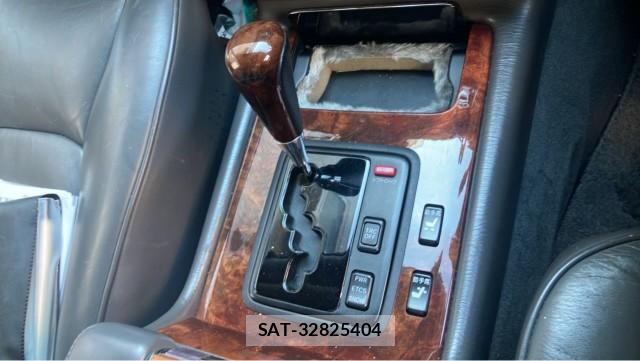 Toyota CENTURY 2001-11 8280931-14