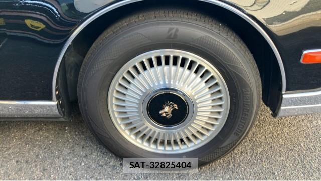 Toyota CENTURY 2001-11 8280931-8