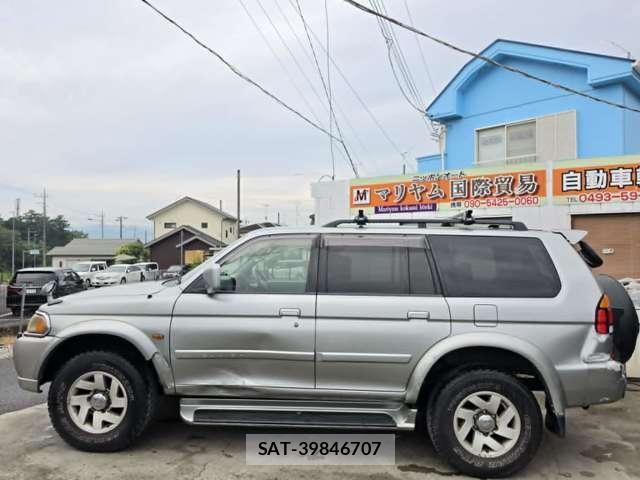 Mitsubishi CHALLENGER 1999-12 8284114-4