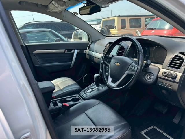 Chevrolet CAPTIVA 2018-01 8283105-2