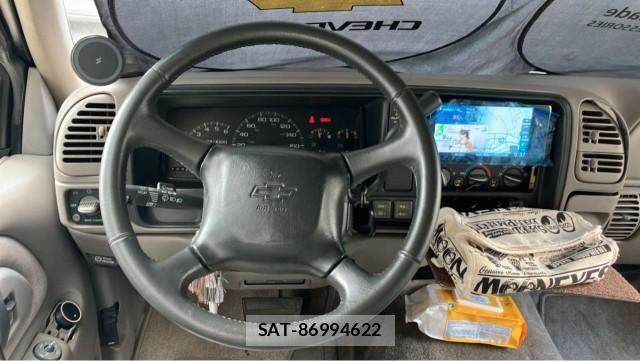 Chevrolet TAHOE 1999-02 8281963-16
