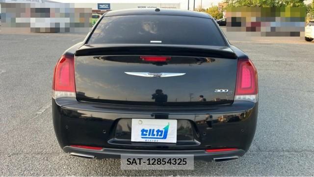 Chrysler 300 2017-01 8280618-1