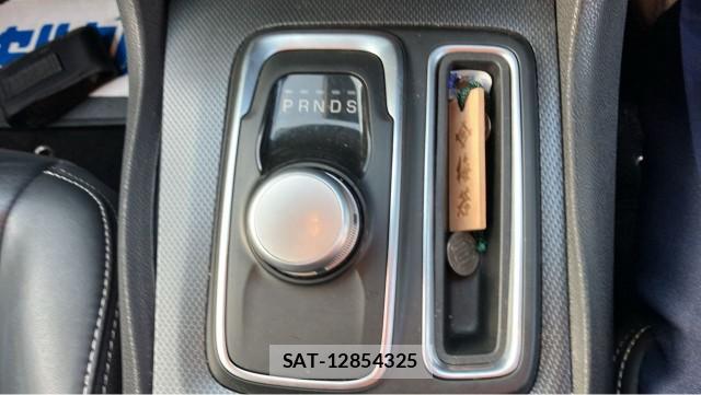 Chrysler 300 2017-01 8280618-14