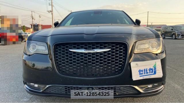 Chrysler 300 2017-01 8280618-9