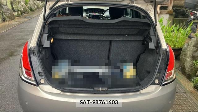 Chrysler YPSILON 2014-04 8280963-17