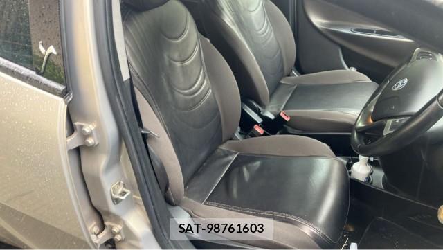 Chrysler YPSILON 2014-04 8280963-5