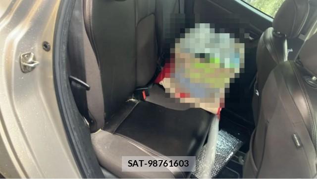 Chrysler YPSILON 2014-04 8280963-6