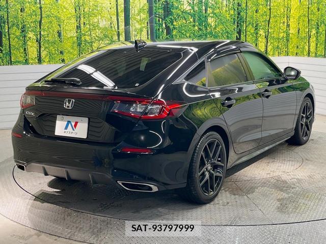 Honda CIVIC 2021-08 8276679-16