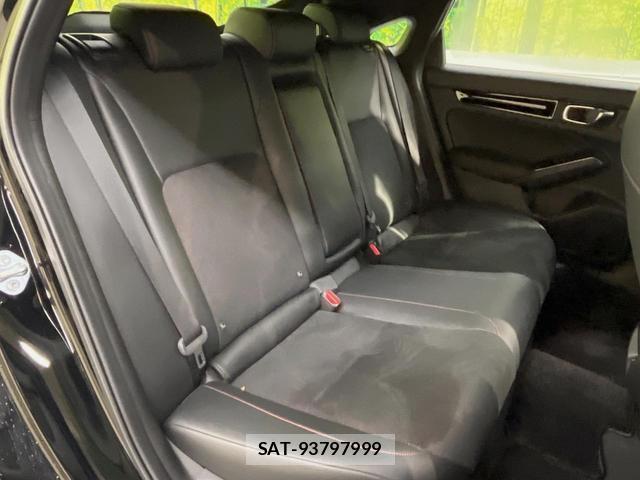 Honda CIVIC 2021-08 8276679-8