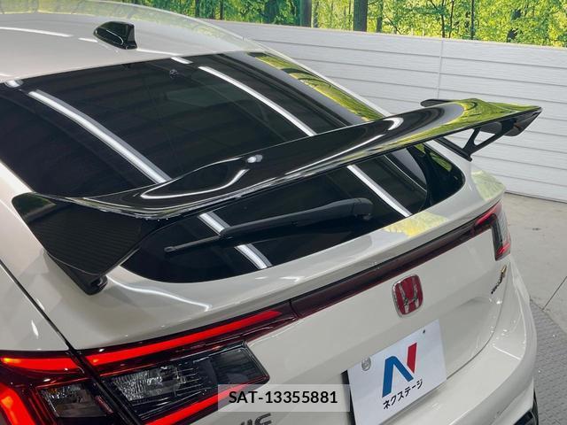 Honda CIVIC 2026-05 8276684-6