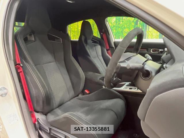 Honda CIVIC 2026-05 8276684-8