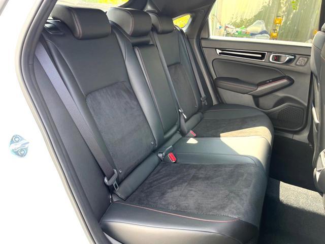 Honda CIVIC 2026-06 8277252-10