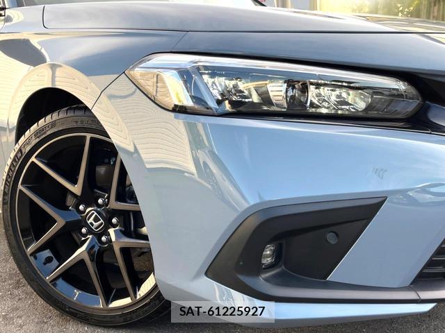 Honda CIVIC 2022-12 8277254-12
