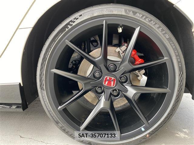 Honda CIVIC 2026-06 8279148-9