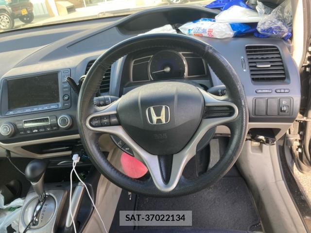 Honda CIVIC 2006-07 8279649-19