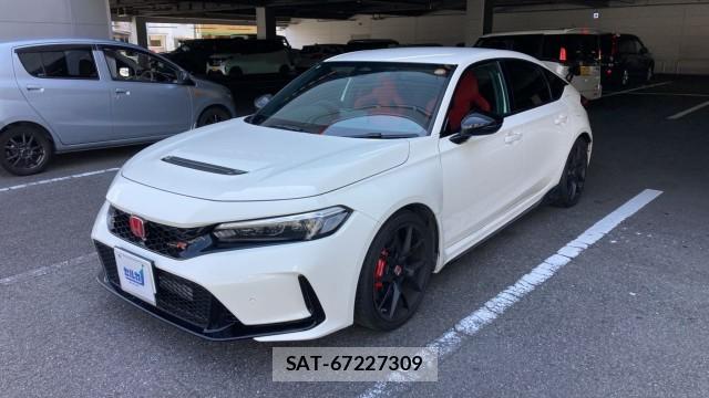 Honda CIVIC 2025-08 8280853-11