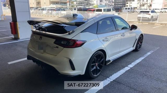 Honda CIVIC 2025-08 8280853-13
