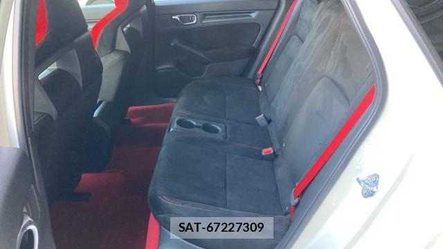 Honda CIVIC 2025-08 8280853-6