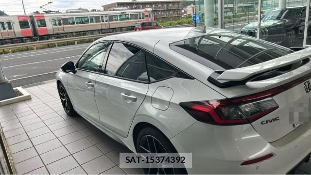 Honda CIVIC 2023-09 8281060-10