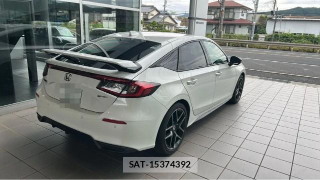 Honda CIVIC 2023-09 8281060-12