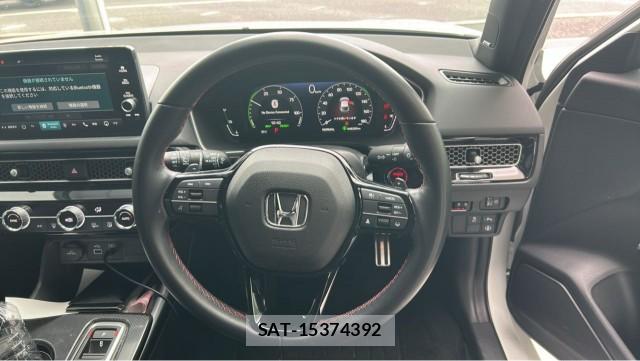 Honda CIVIC 2023-09 8281060-16