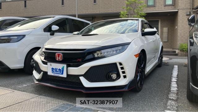 Honda CIVIC 2019-09 8281366-0