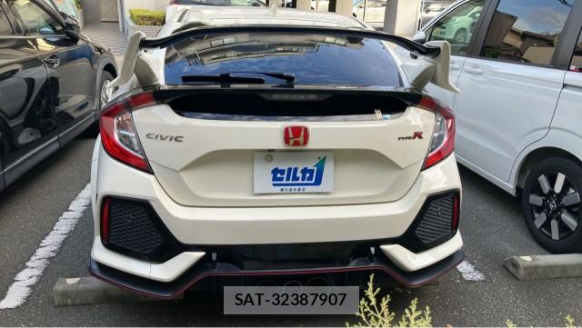 Honda CIVIC 2019-09 8281366-1