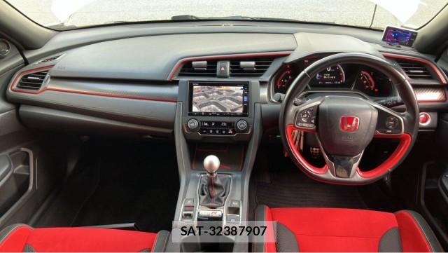 Honda CIVIC 2019-09 8281366-2