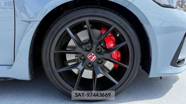 Honda CIVIC 2024-12 8281701-8