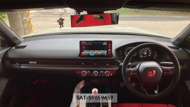 Honda CIVIC 2025-06 8281825-2