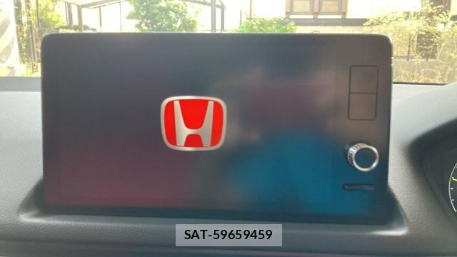 Honda CIVIC 2025-06 8281825-4
