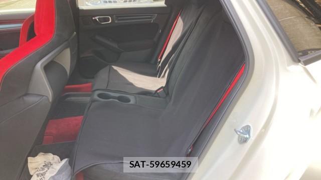 Honda CIVIC 2025-06 8281825-6
